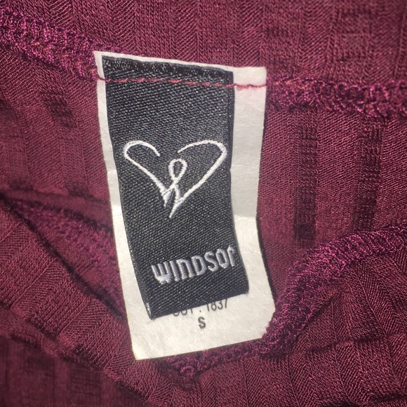 Windsor Burgundy Mock Neck Ruched Tunic - Picture 3 of 3